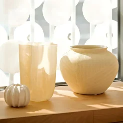 Amara Glass Vase Small - Milky Ivory