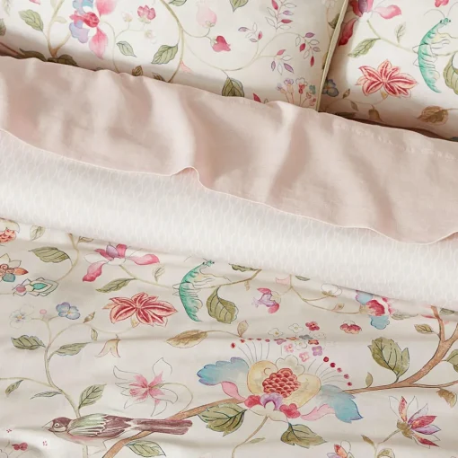 Arils Garden Quilt Cover