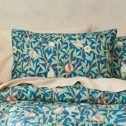 Bird And Pomegranate Quilt Cover