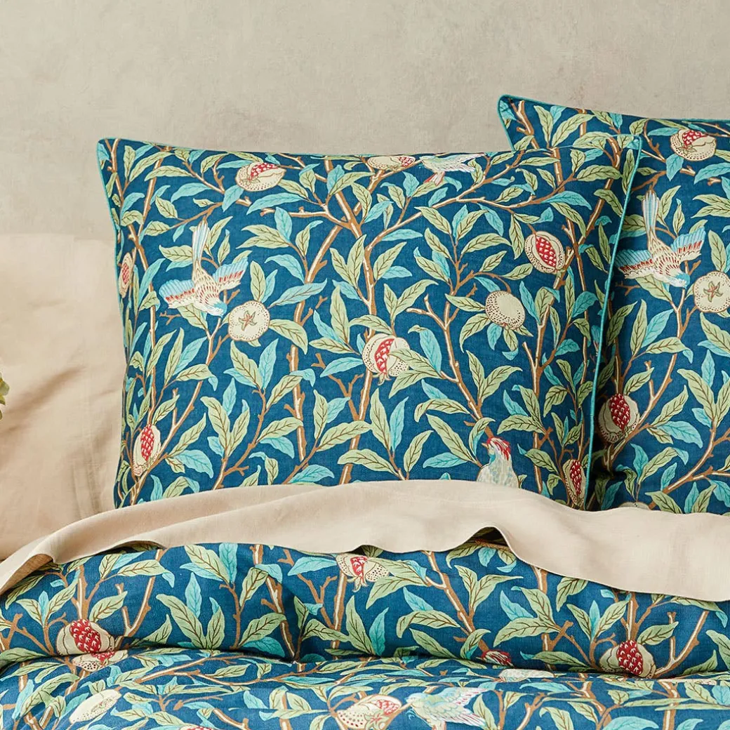 Bird And Pomegranate Quilt Cover