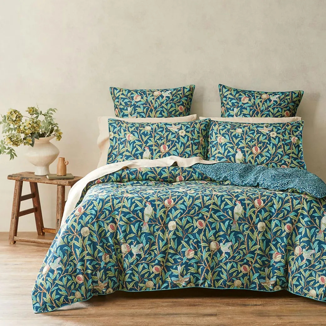 Bird And Pomegranate Quilt Cover