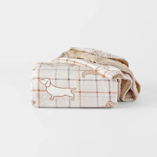 Charlie Sherpa Throw