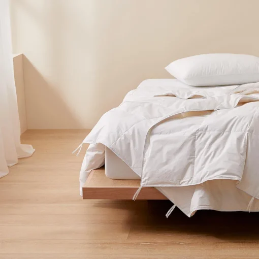 Classic Light 40% Goose Down Quilt