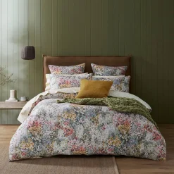 Conchita Quilt Cover