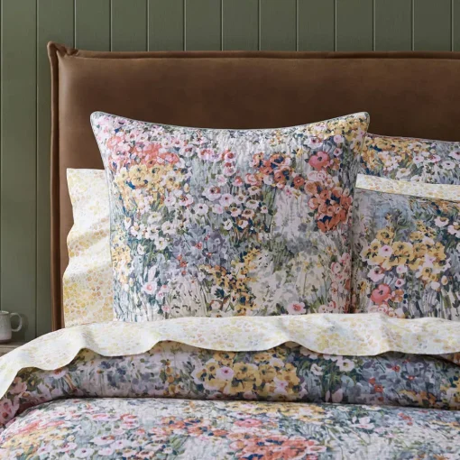Conchita Quilt Cover