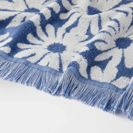 Daisy Towel - Blush
