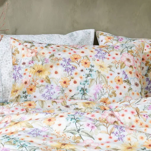Dolores Quilt Cover