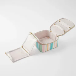 Finley Jewellery Cube
