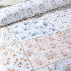 Florin Quilt Cover