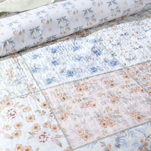 Florin Quilt Cover