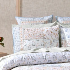 Florin Quilt Cover