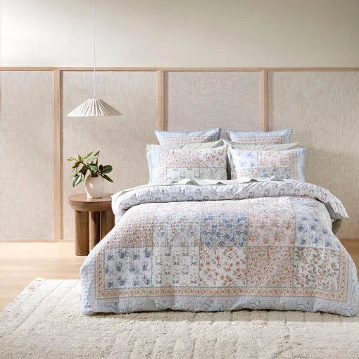 Florin Quilt Cover