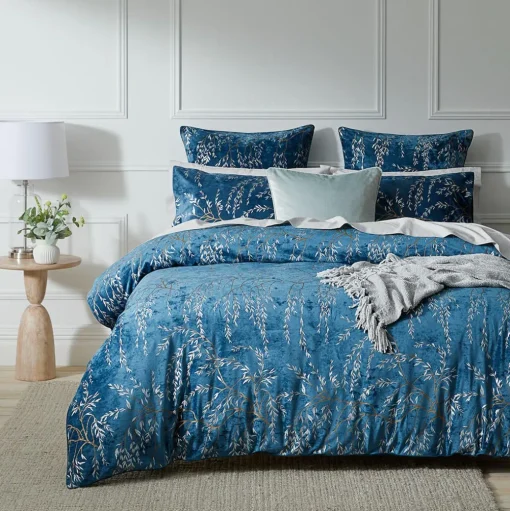 Gwendoline Velvet Quilt Cover