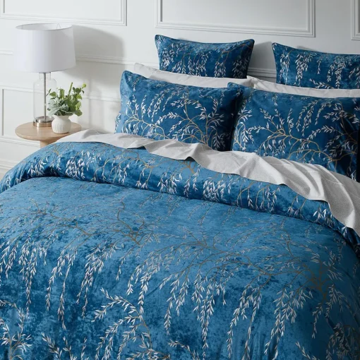 Gwendoline Velvet Quilt Cover
