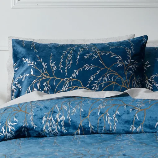 Gwendoline Velvet Quilt Cover