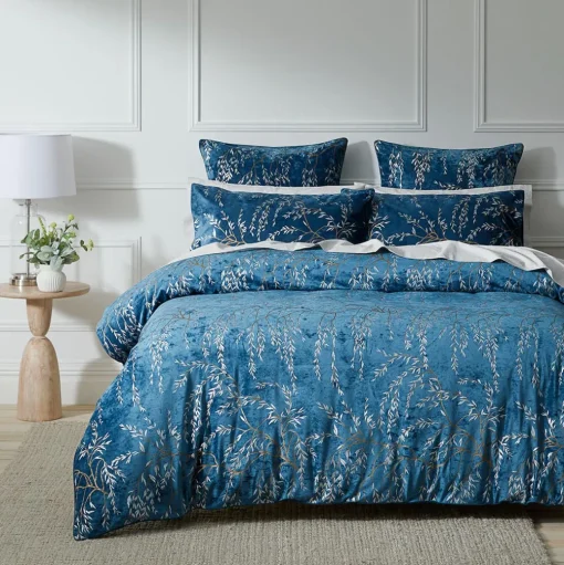 Gwendoline Velvet Quilt Cover