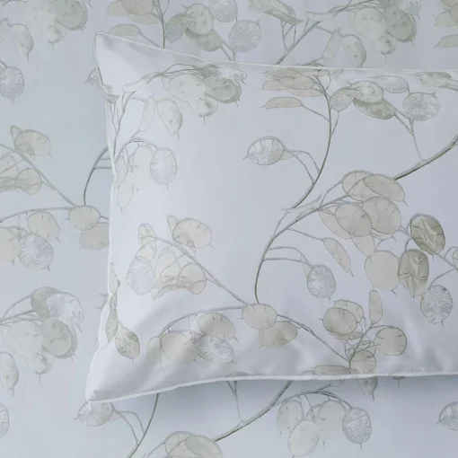 Honesty Quilt Cover