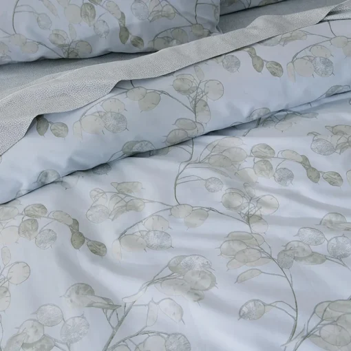 Honesty Quilt Cover