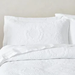Isabeau Quilt Cover