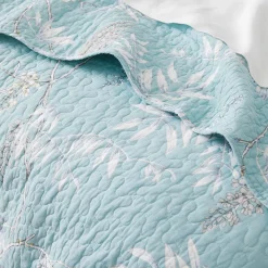 Japanese Flower Bedspread