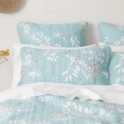 Japanese Flower Bedspread
