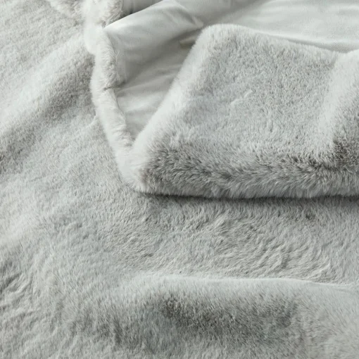 Luxury Faux Fur Throw - Silver
