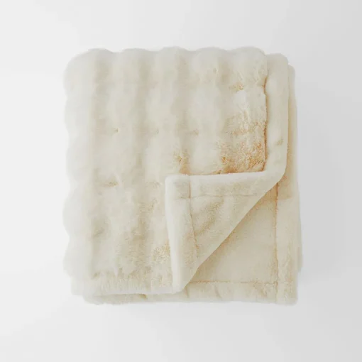 Malmo Faux Fur Throw - Pumice