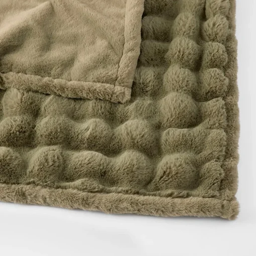 Malmo Faux Fur Throw - Pumice