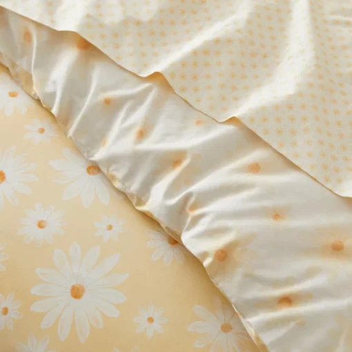 Marguerite Quilt Cover