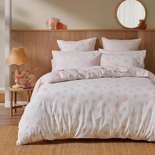 Marguerite Quilt Cover