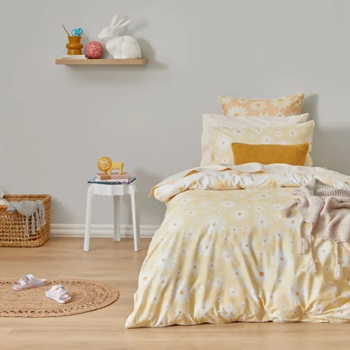 Marguerite Quilt Cover
