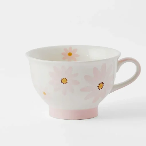 Margurite Pedestal Tea Cup