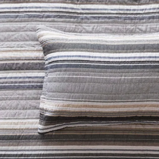 Merrick Quilt Cover