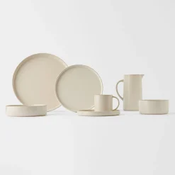 Nomad Dining - Cream