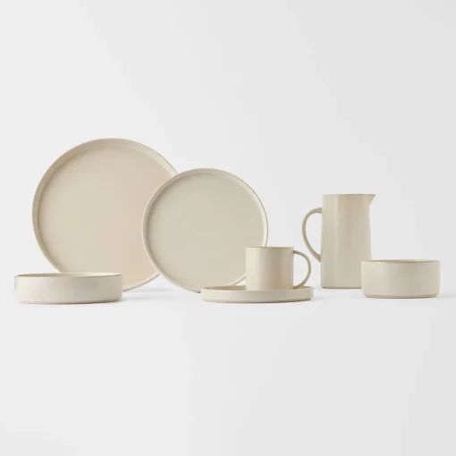 Nomad Dining - Cream