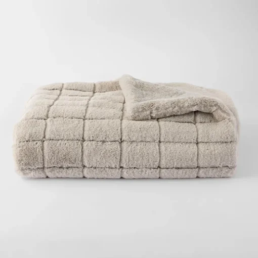 Sable Faux Fur Throw - Dove Grey