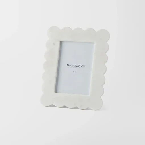 Scallop Marble Photo Frame