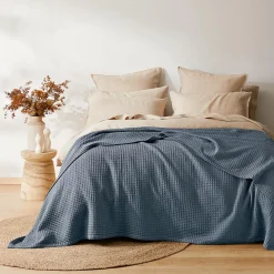 Sebastian Waffle Blanket - Olive Green