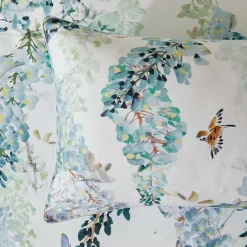 Wisteria Falls Quilt Cover