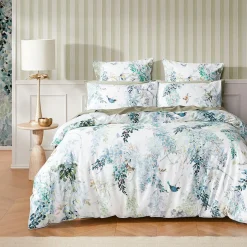 Wisteria Falls Quilt Cover