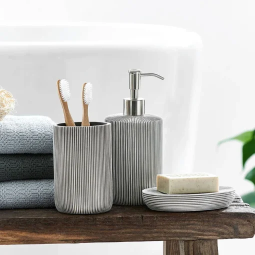 Wyatt Bathroom Accessories