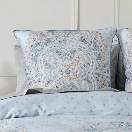 Zarita Quilt Cover